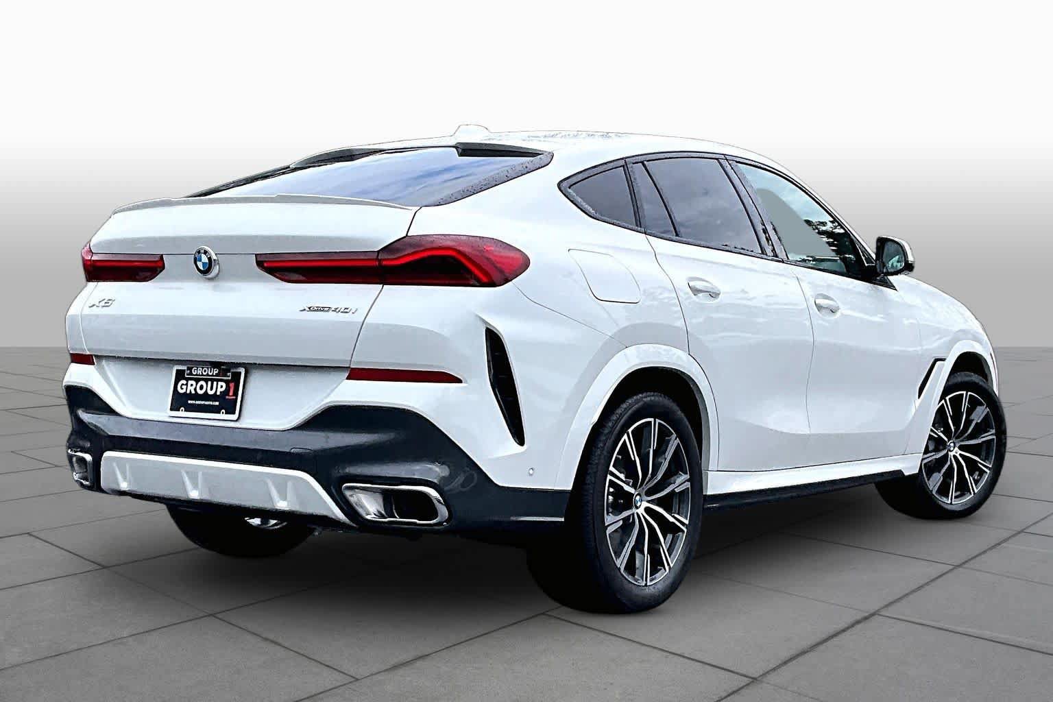 Used 2026 BMW X6 xDrive40i AWD/4WD image 13