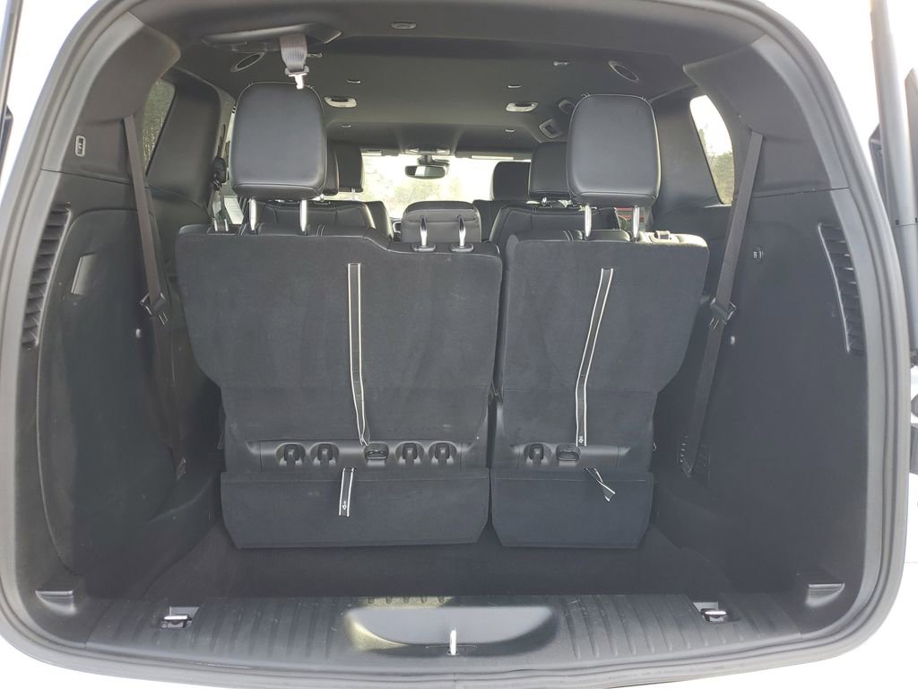 Used 2025 Chrysler Pacifica Select image 32