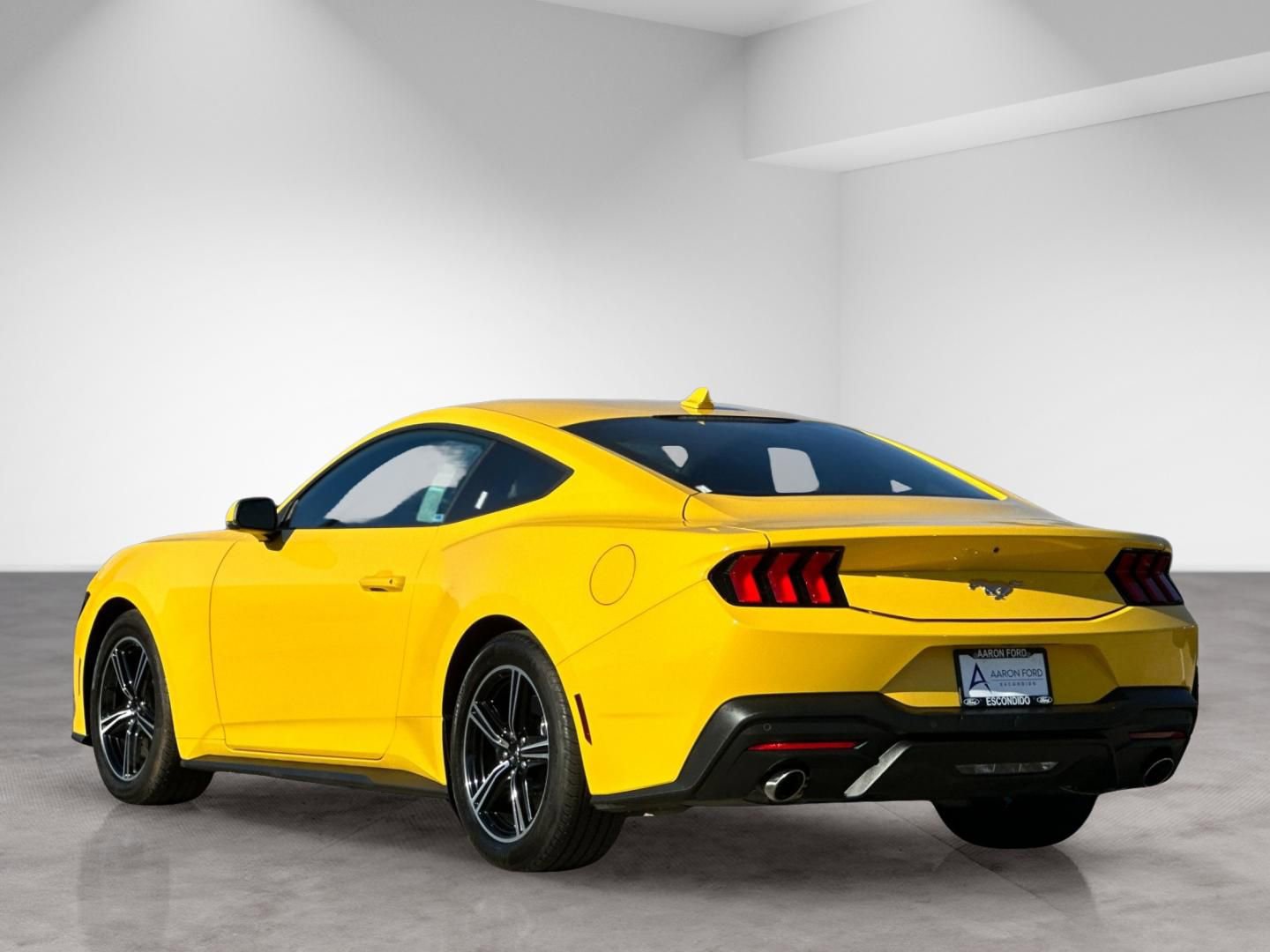 Used 2024 Ford Mustang Premium RWD image 4