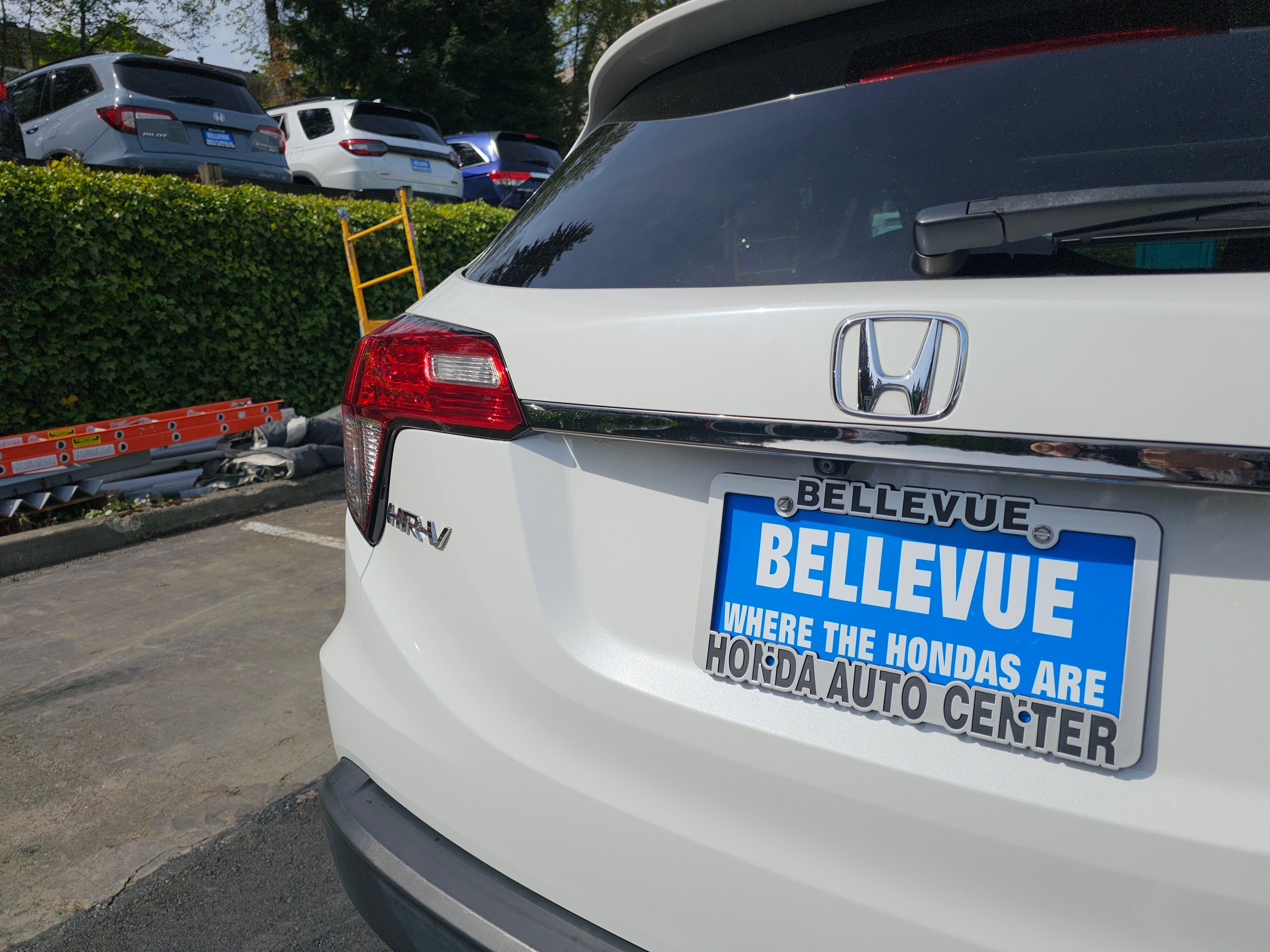 Used 2021 Honda HR-V EX-L image 14