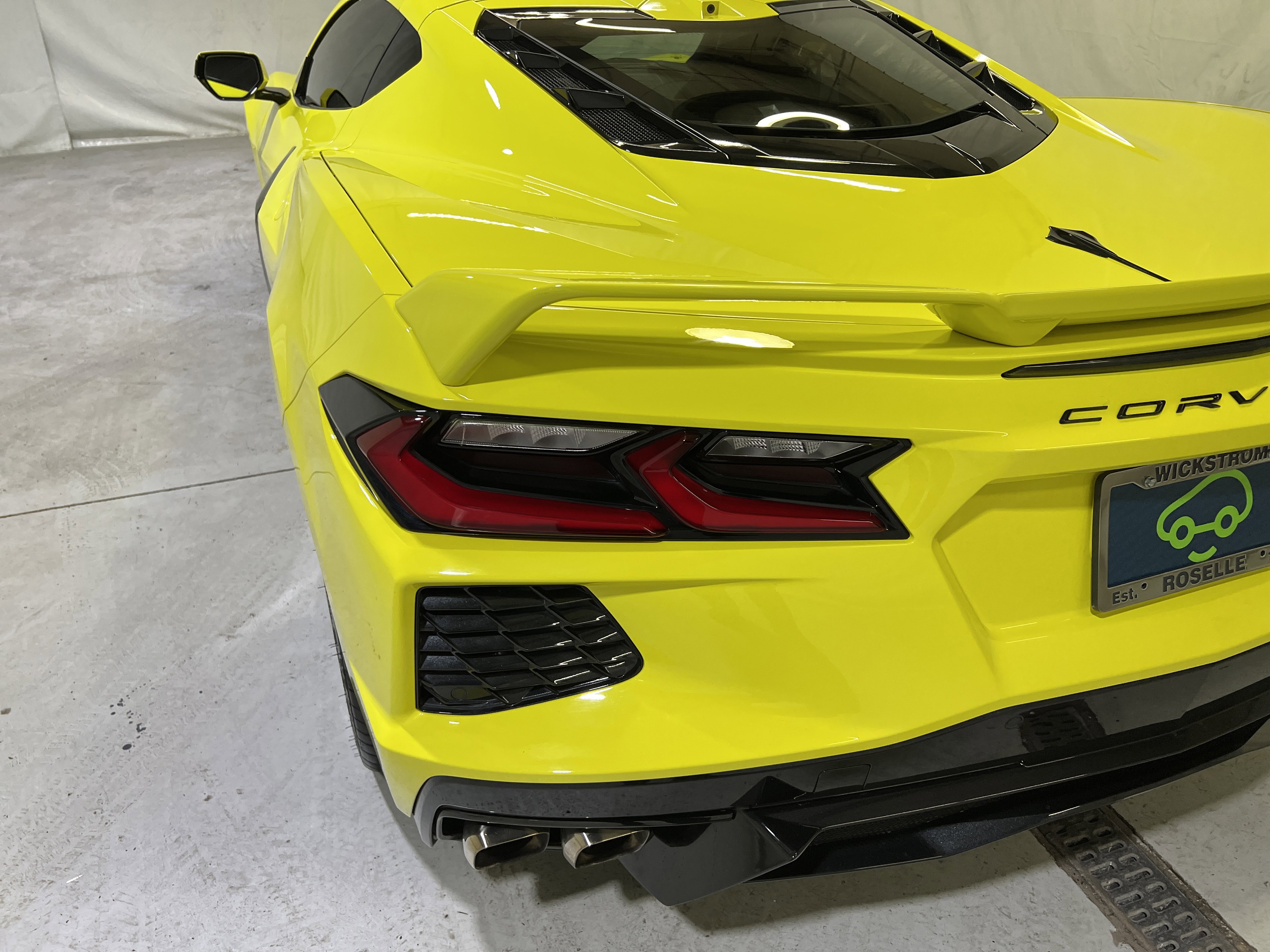 Used 2021 Chevrolet Corvette Stingray Preferred Cpe w/ Z51 Performance Package RWD image 10