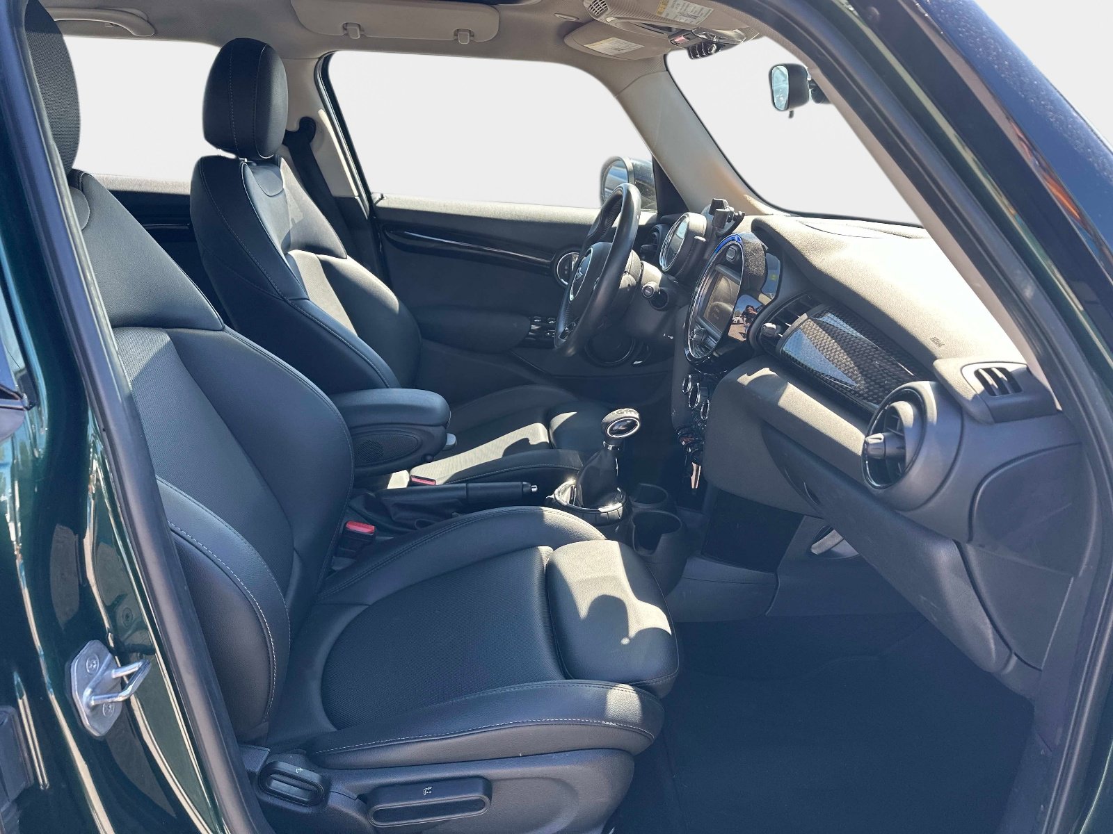 Used 2016 MINI Cooper S image 6