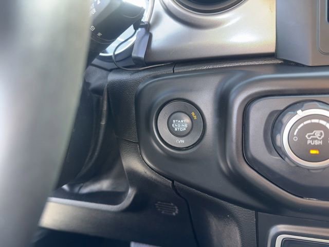 Used 2020 Jeep Wrangler Sport AWD/4WD image 19
