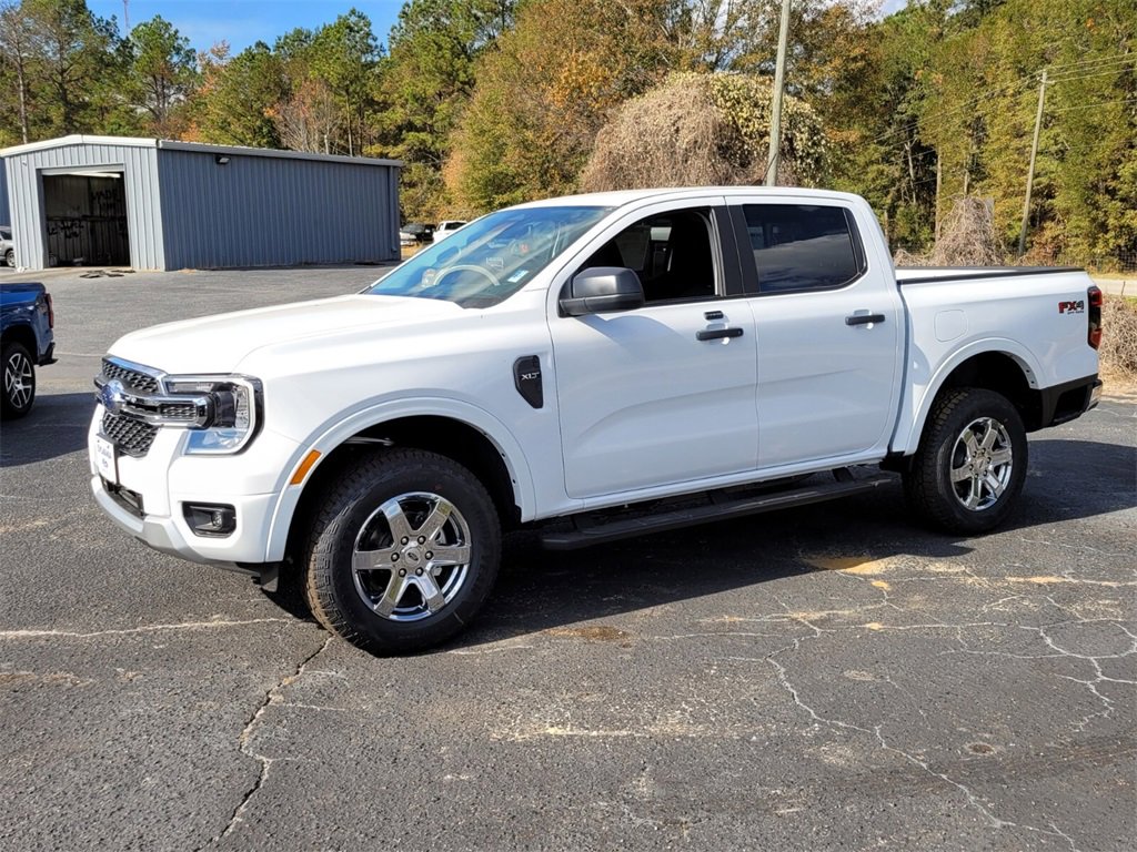 New 2025 Ford Ranger XLT w/ FX4 Off-Road Package image 3