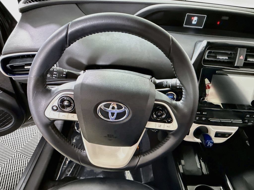 Used 2017 Toyota Prius Four Touring FWD image 20