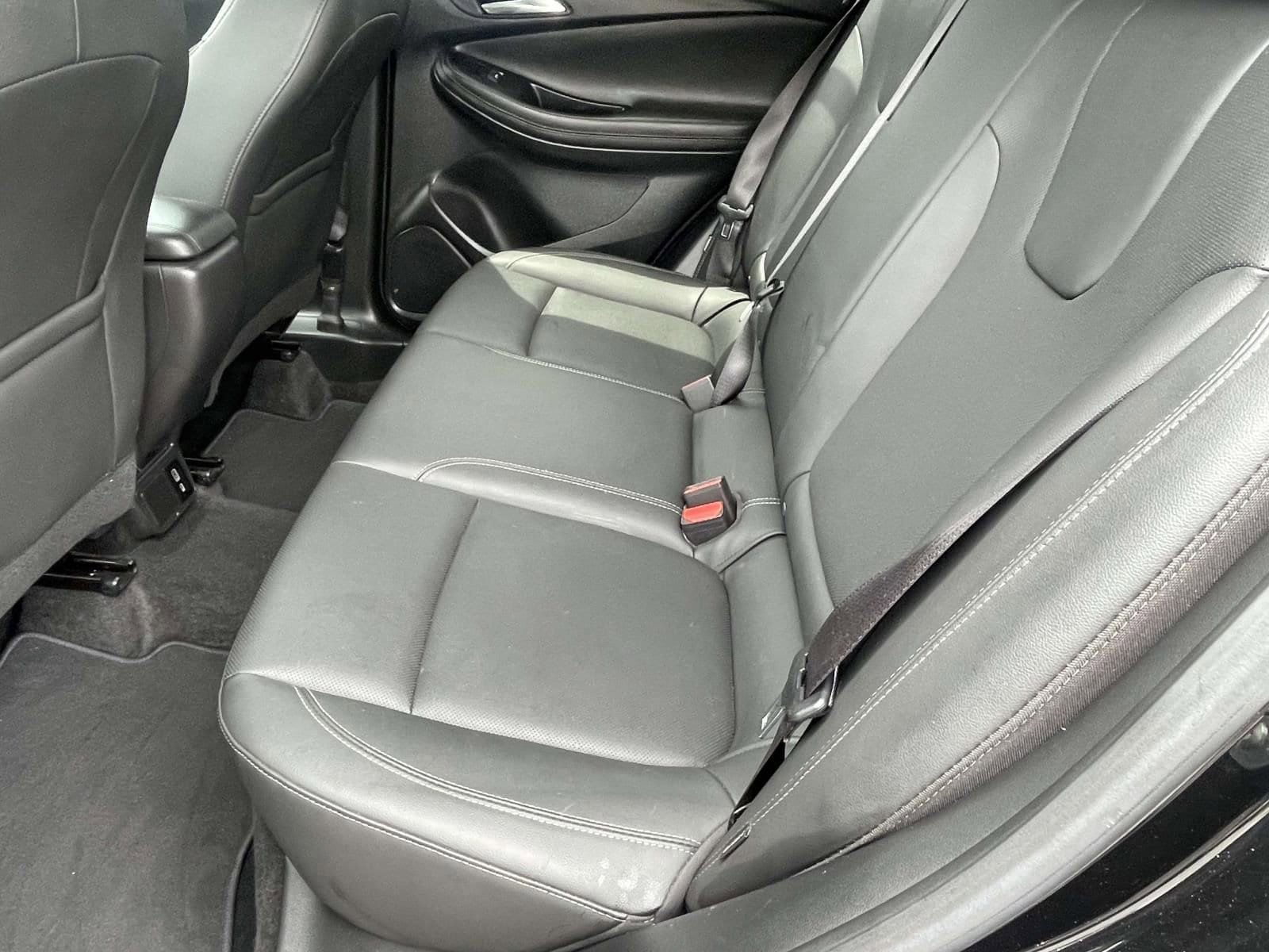 Used 2024 Buick Encore GX Sport Touring AWD/4WD image 10