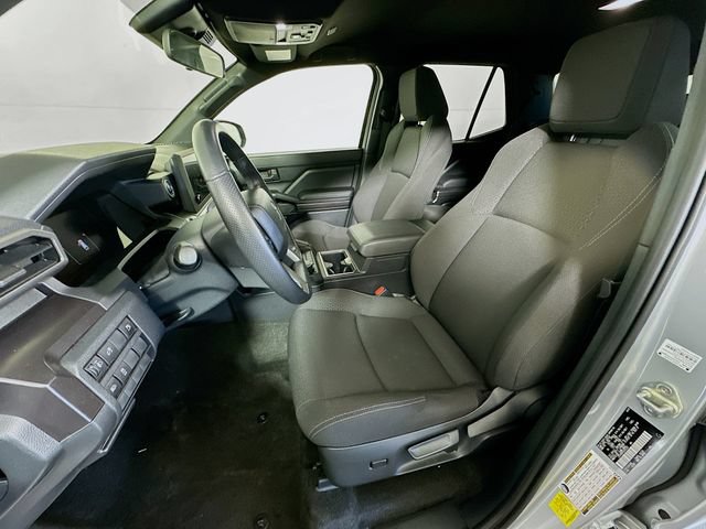 Certified 2025 Toyota 4Runner SR5 AWD/4WD image 14
