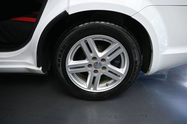 Used 2014 Dodge Avenger SE w/ Sport Appearance Group FWD image 14