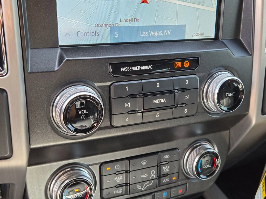 Used 2021 Ford F450 Platinum w/ FX4 Off-Road Package image 38