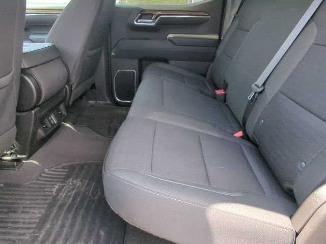Used 2022 Chevrolet Silverado 1500 LT AWD/4WD image 20