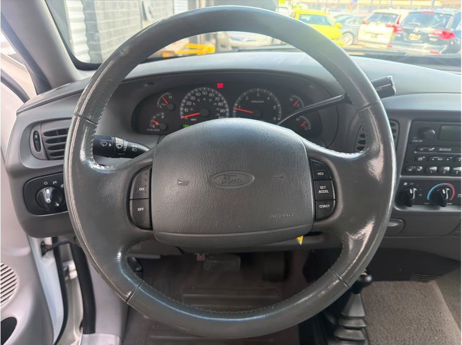 Used 1999 Ford F150 4x4 SuperCab image 14