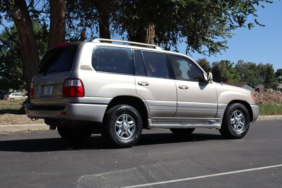 Used 2001 Lexus LX 470 4WD image 5