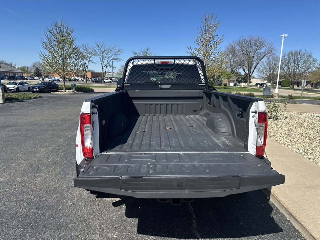 Used 2019 Ford F350 XLT w/ XLT Premium Package image 18