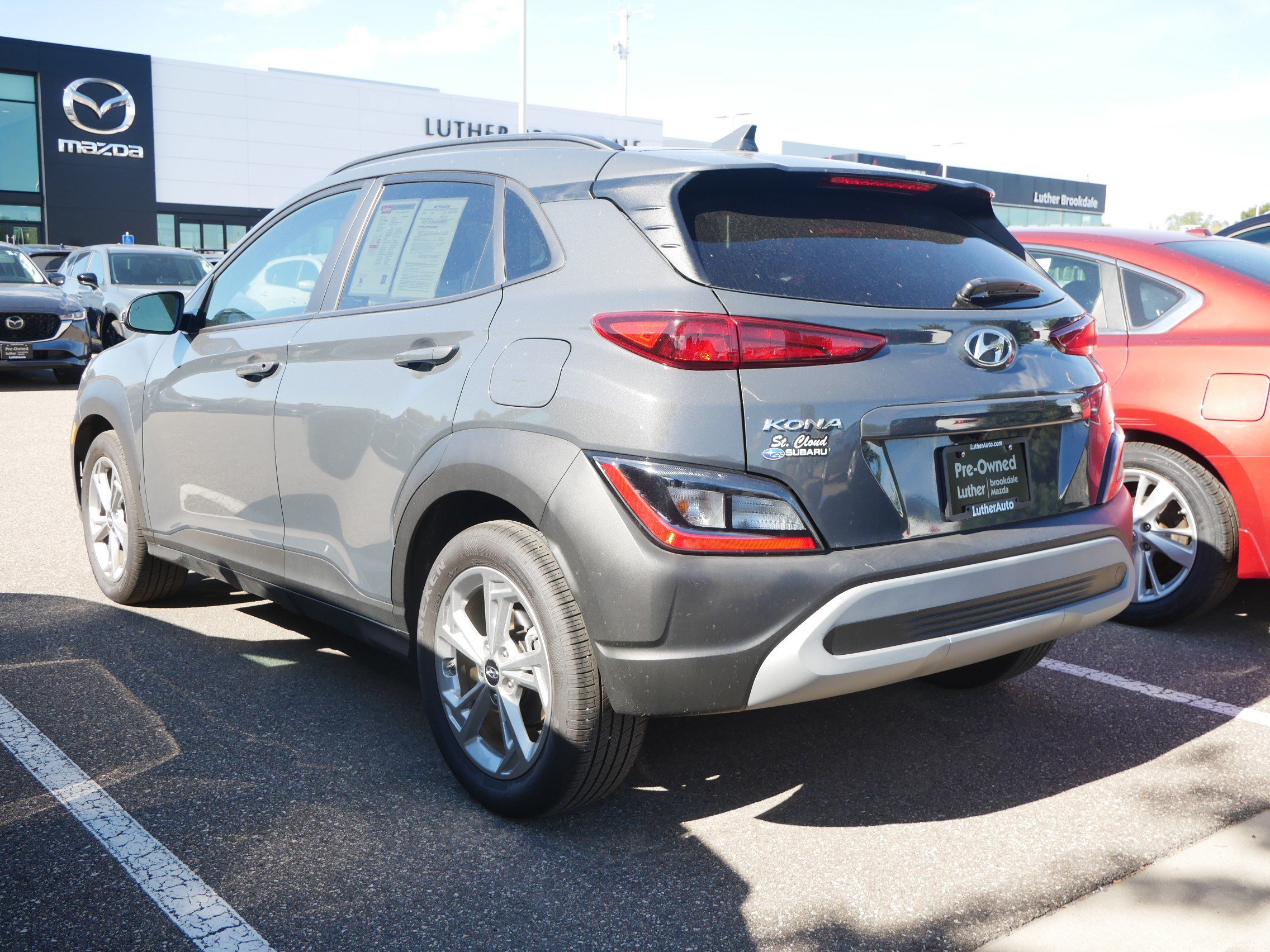 Used 2023 Hyundai Kona SEL w/ Convenience Package FWD image 4