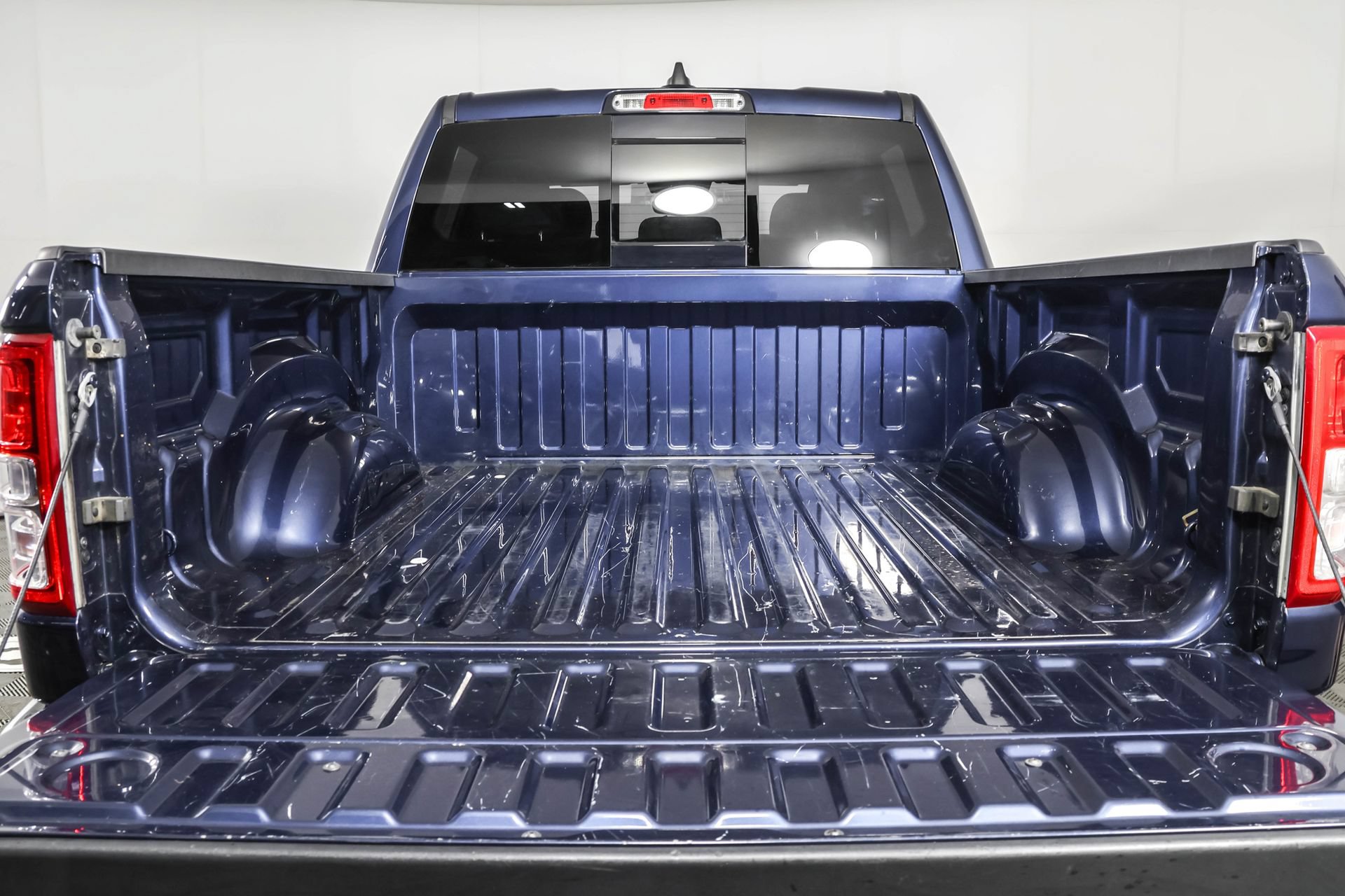 Used 2021 RAM 1500 Big Horn AWD/4WD image 40