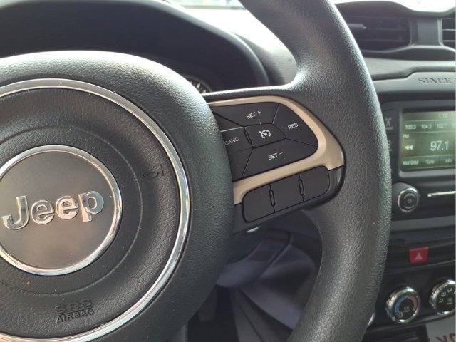 Used 2016 Jeep Renegade Sport w/ Power & Air Group FWD image 18