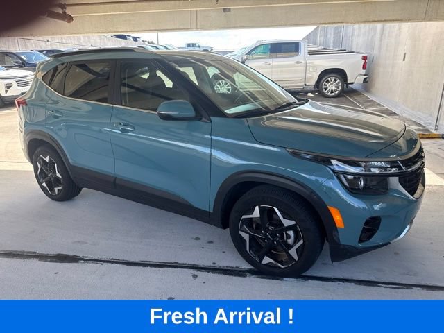Used 2024 Kia Seltos EX FWD image 15
