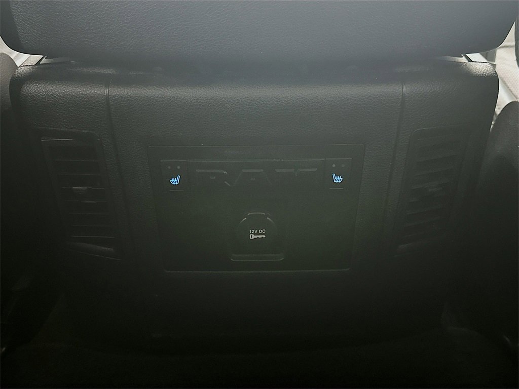 Used 2015 RAM 1500 Laramie image 22