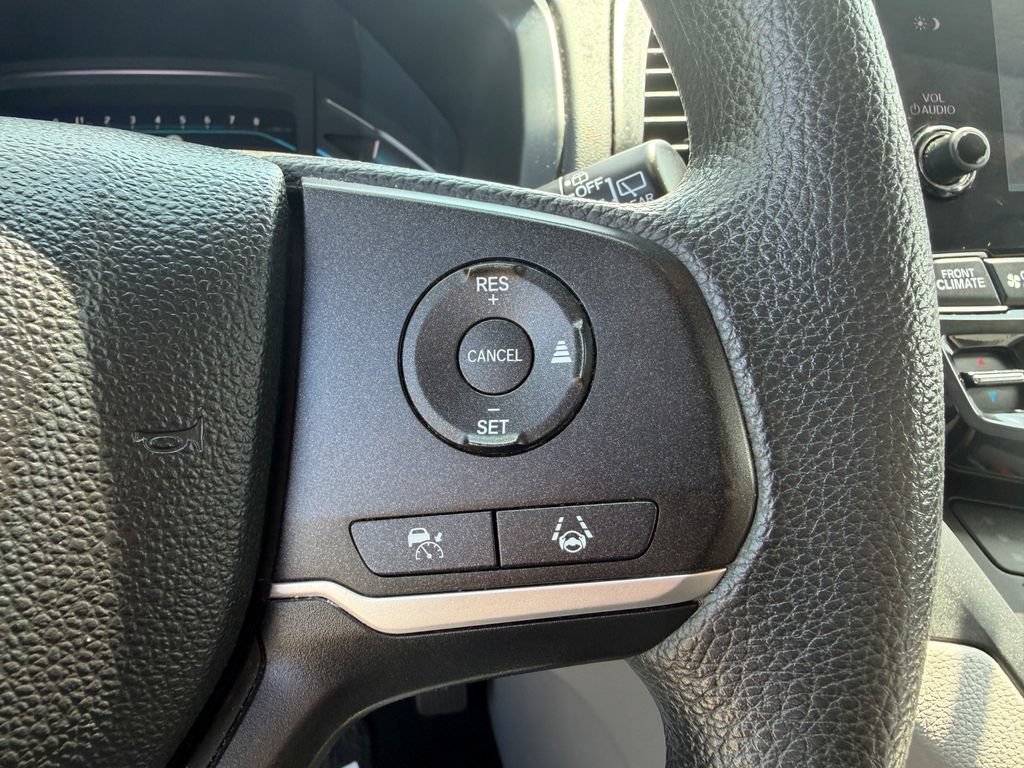 Used 2023 Honda Odyssey EX image 10