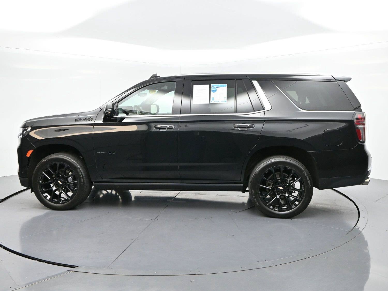 Used 2023 Chevrolet Tahoe High Country AWD/4WD image 5