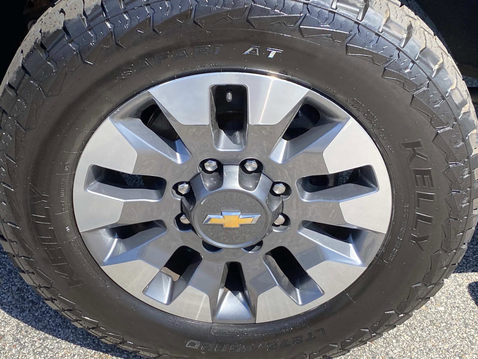 Used 2024 Chevrolet Silverado 2500 LT w/ All Star Edition image 27