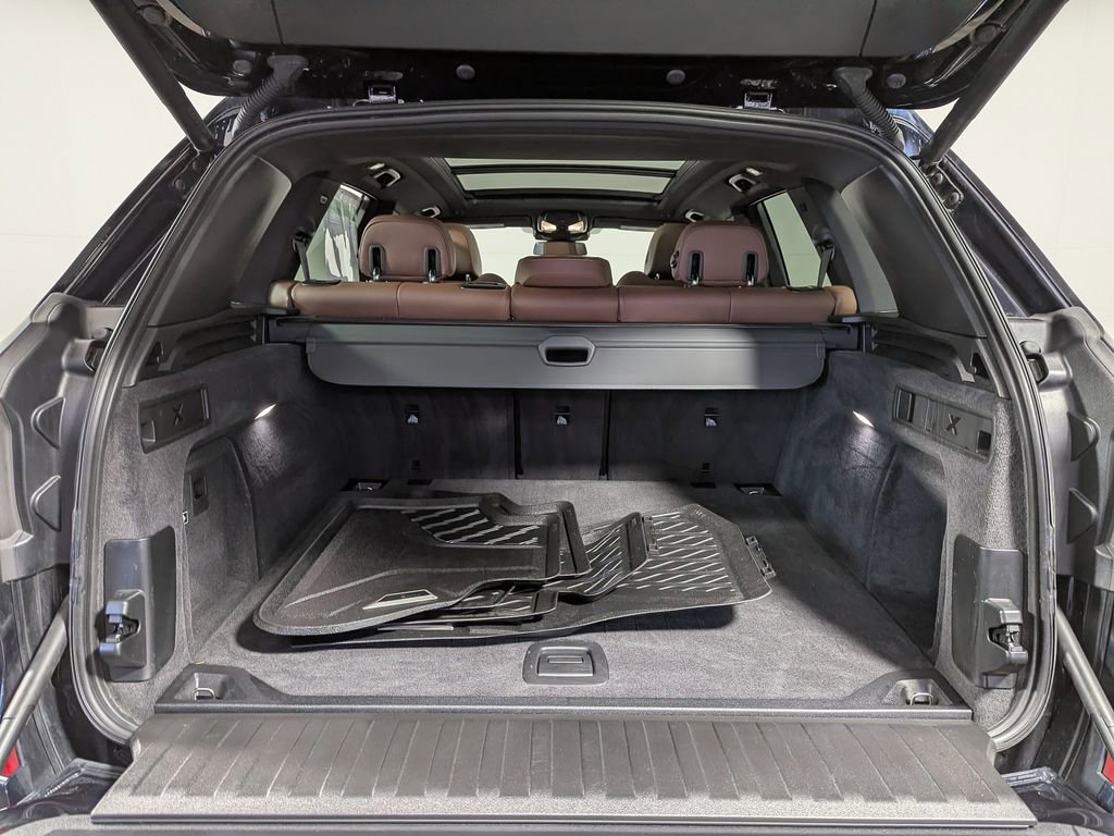 Certified 2024 BMW X5 xDrive40i w/ M Sport Package image 47