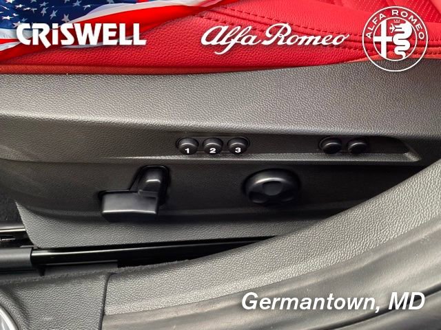 New 2025 Alfa Romeo Giulia AWD image 22