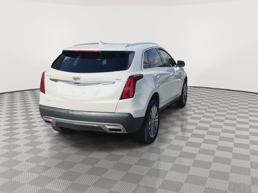 Used 2024 Cadillac XT5 Premium Luxury w/ Technology Package AWD/4WD image 8