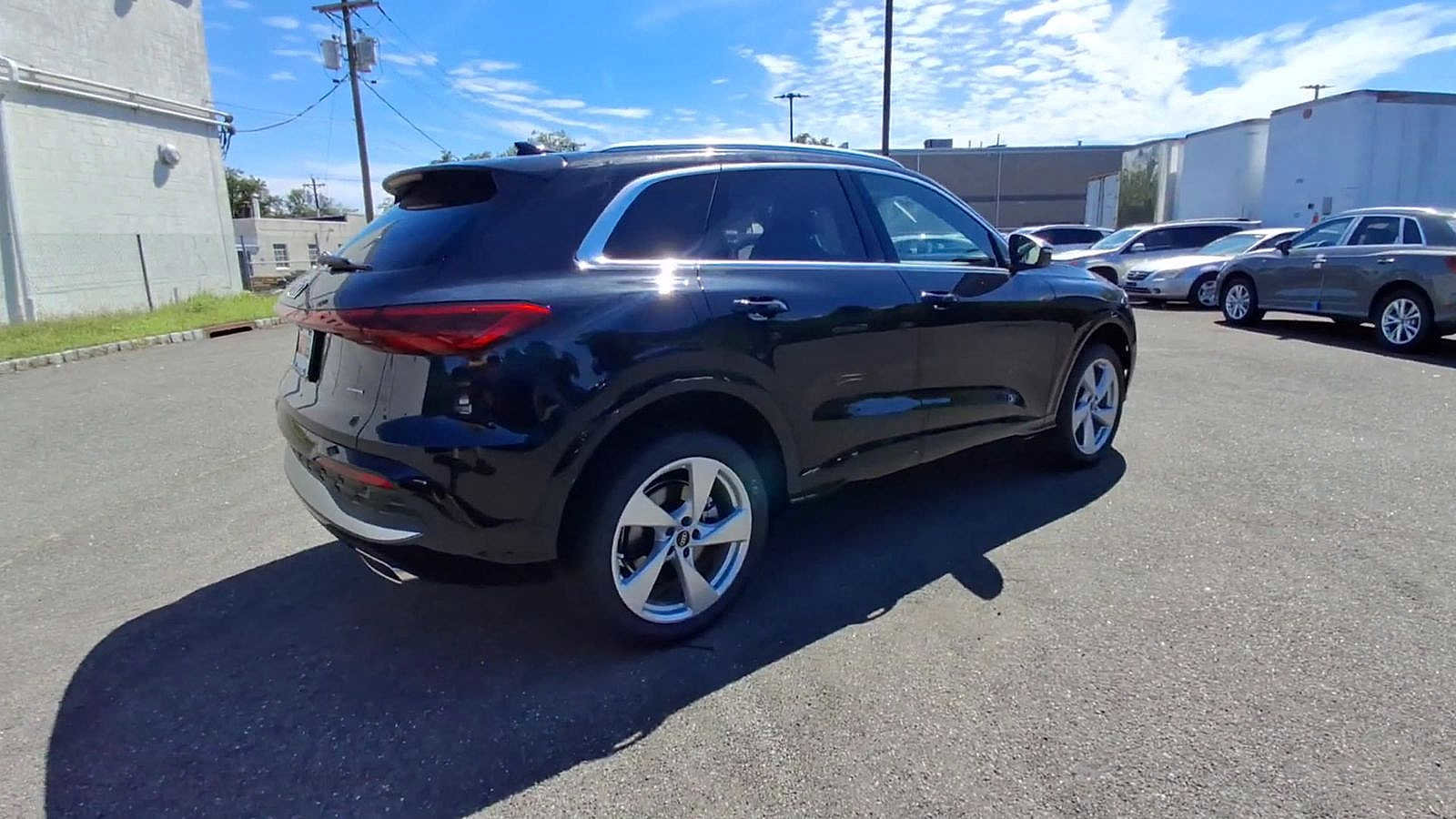 New 2025 Audi Q5 Premium Plus image 8