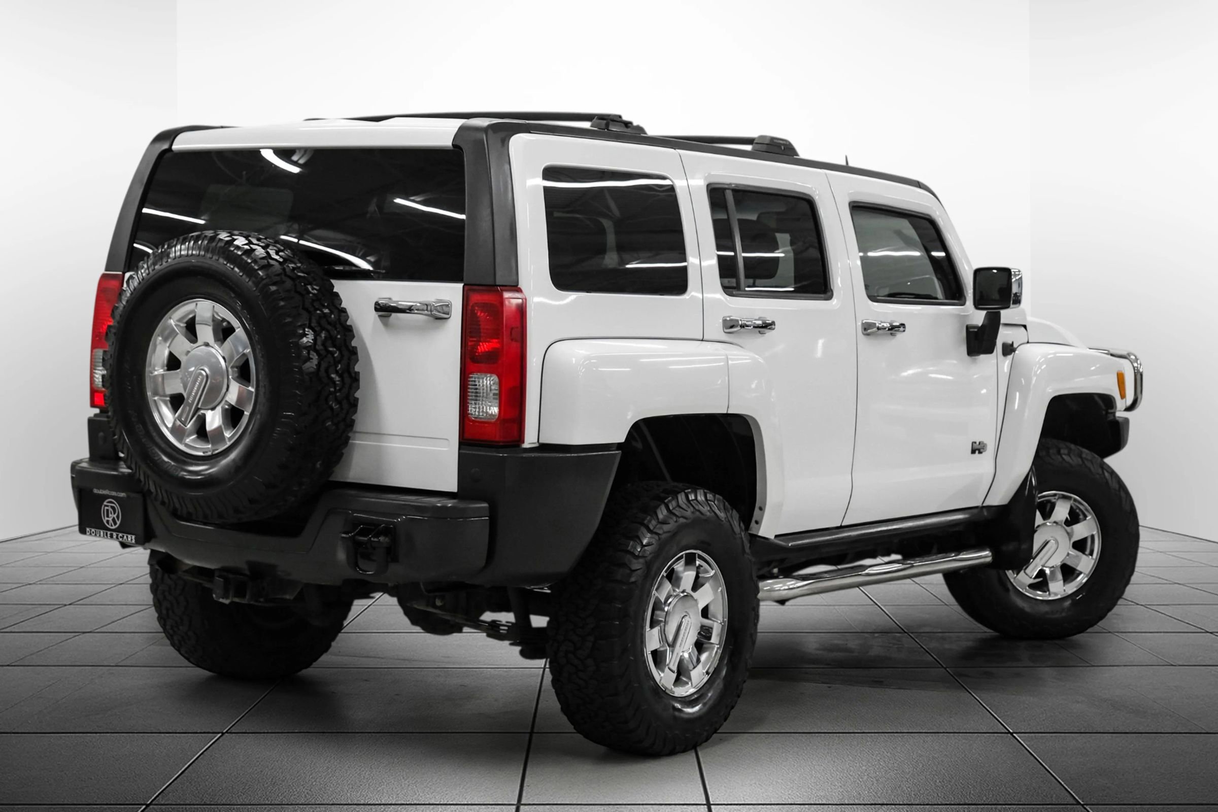 Used 2010 HUMMER H3 Luxury w/ Appearance Package AWD/4WD image 8