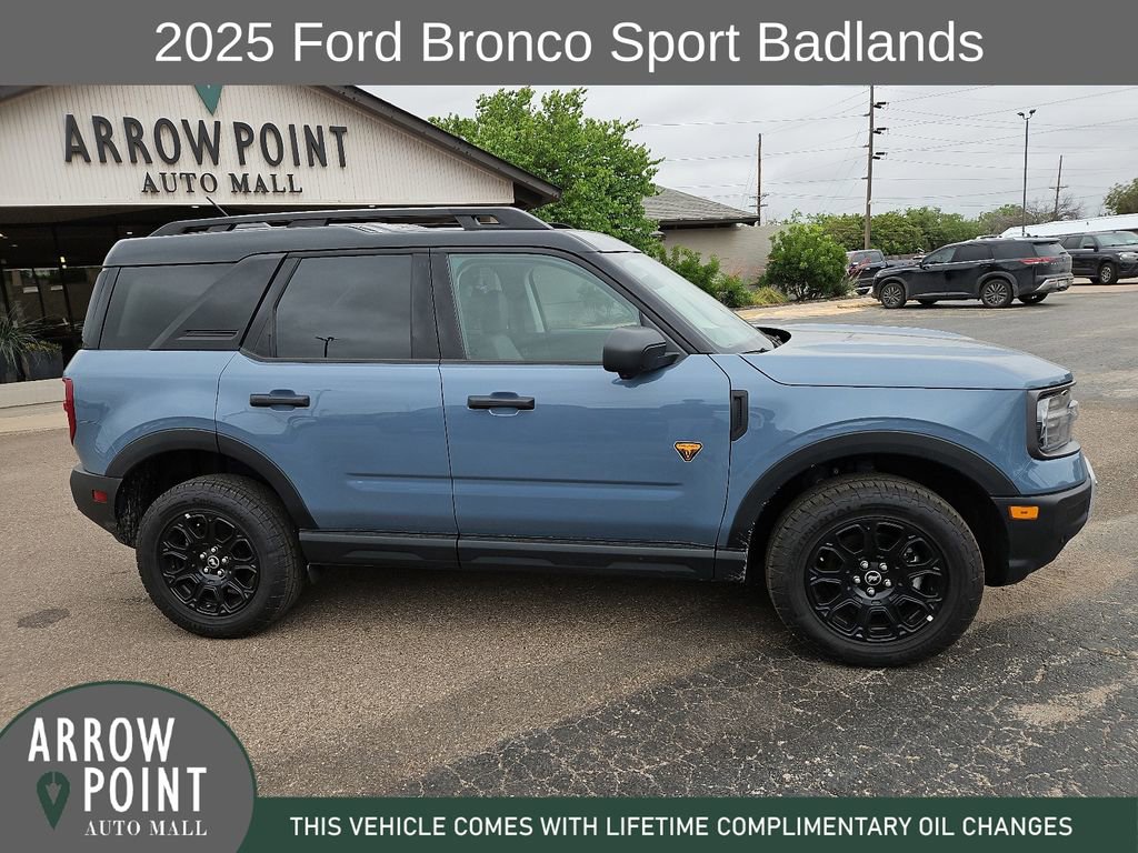Used 2025 Ford Bronco Sport Badlands AWD/4WD image 13