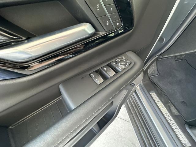 New 2025 Chevrolet Suburban Premier image 58