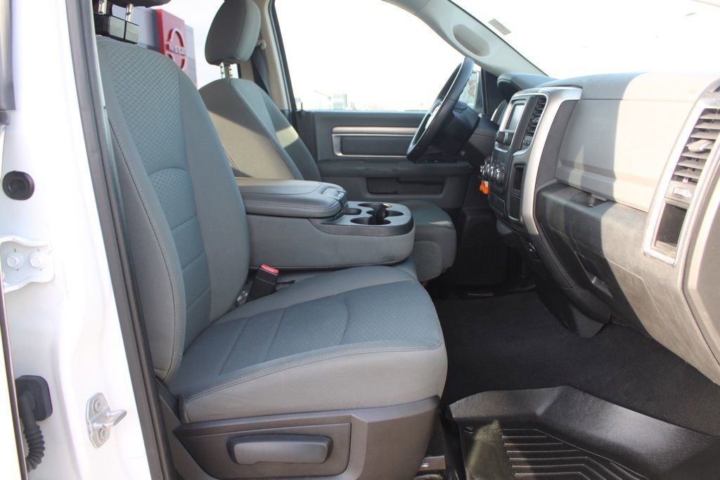 Used 2016 RAM 1500 Classic SLT image 18