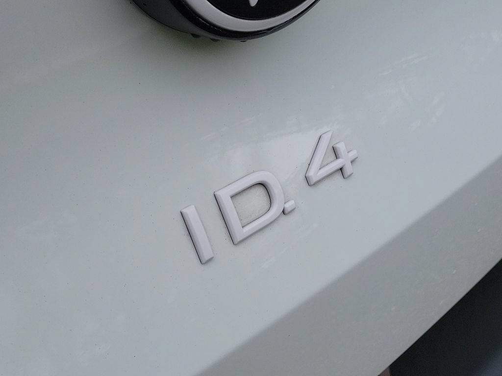 Certified 2024 Volkswagen ID.4 2WD image 5