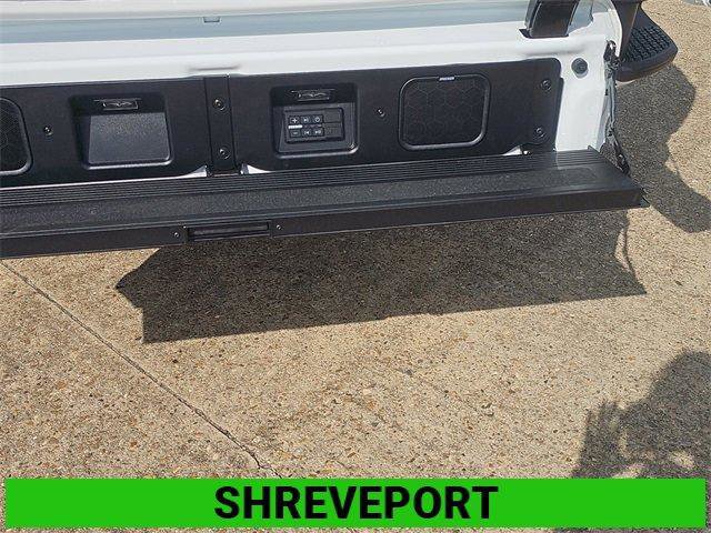 New 2025 GMC Sierra 2500 Denali Ultimate image 9