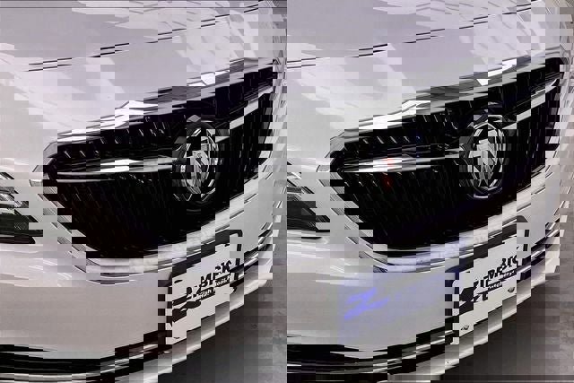 Used 2017 Buick LaCrosse Essence w/ Sights and Sounds Package image 30