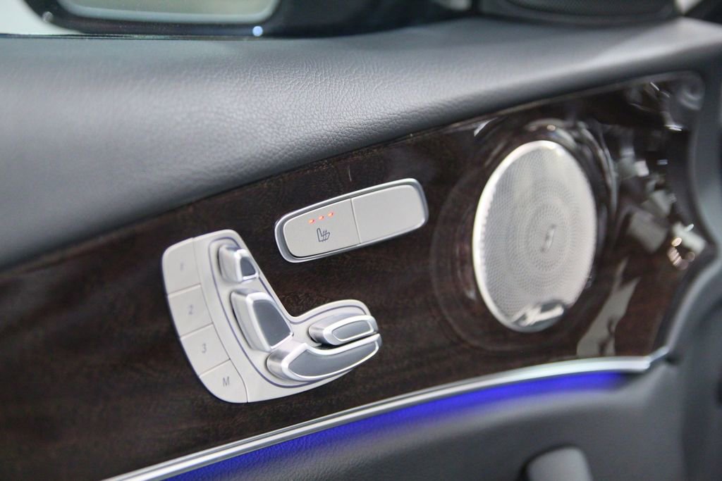 Certified 2022 Mercedes-Benz E 350 4MATIC Sedan image 22