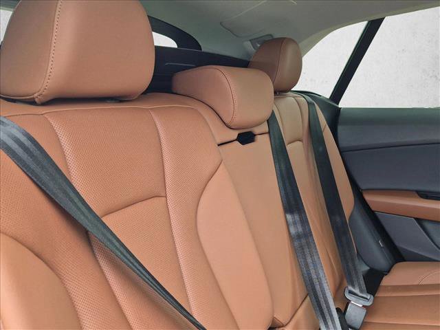 Used 2022 Audi Q8 Premium Plus AWD/4WD image 14