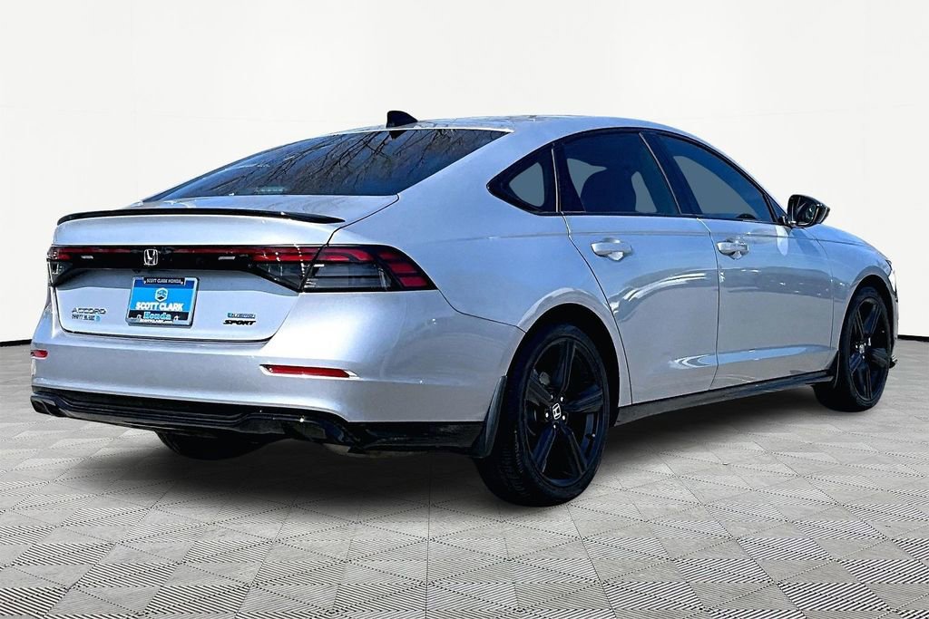 Used 2025 Honda Accord Sport image 6