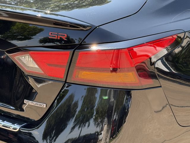 Used 2023 Nissan Altima 2.0 SR FWD image 7