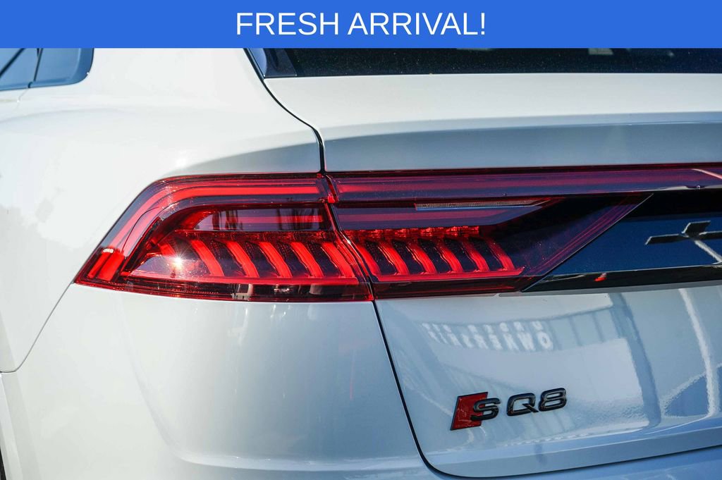 Used 2023 Audi SQ8 Prestige image 9