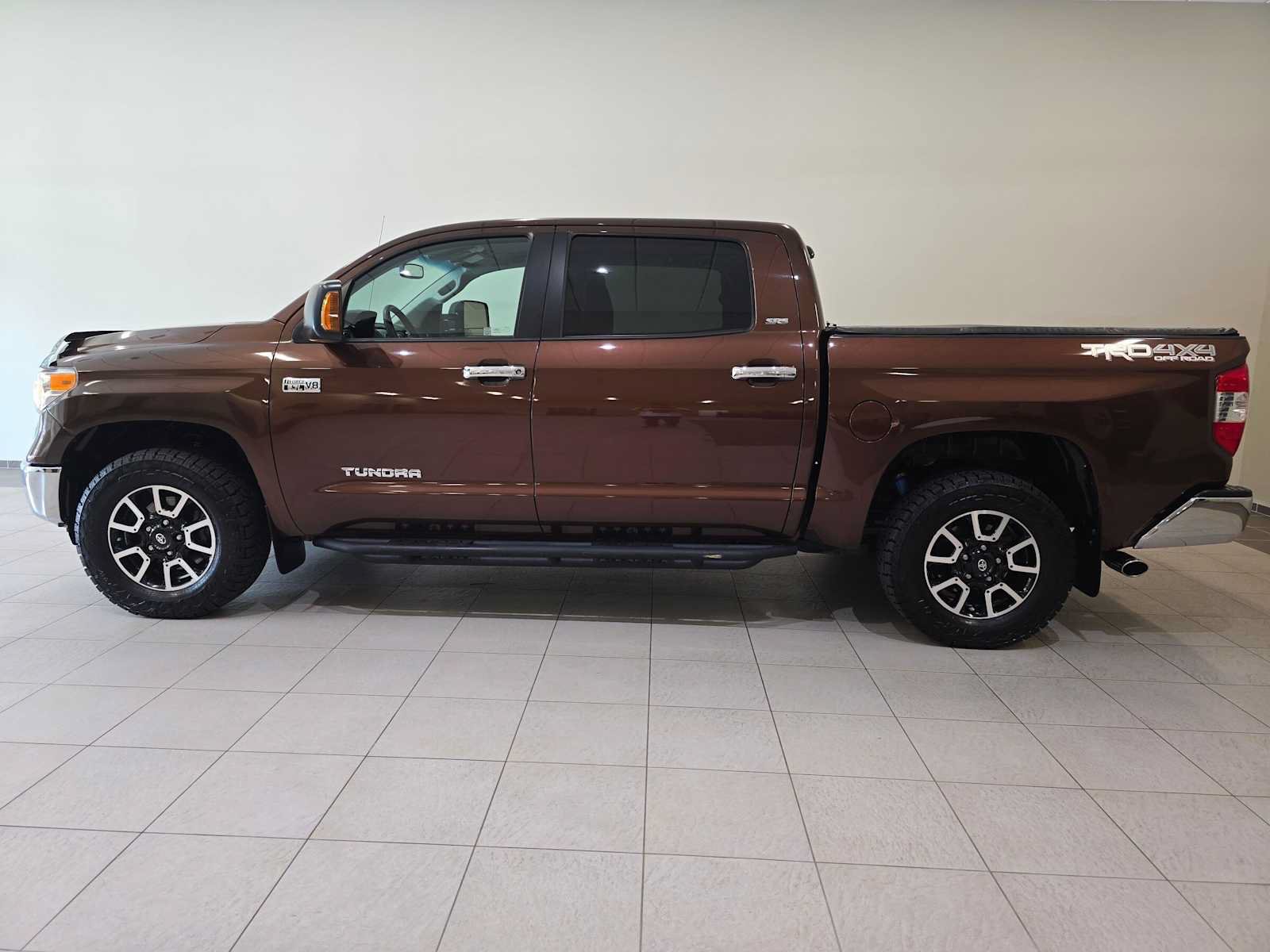 Used 2017 Toyota Tundra SR5 w/ TRD Off Road Package AWD/4WD image 3