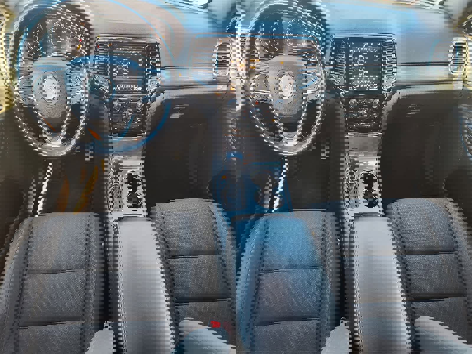 Used 2020 Jeep Grand Cherokee Laredo w/ 18" Wheel & 8.4" Radio Group image 18