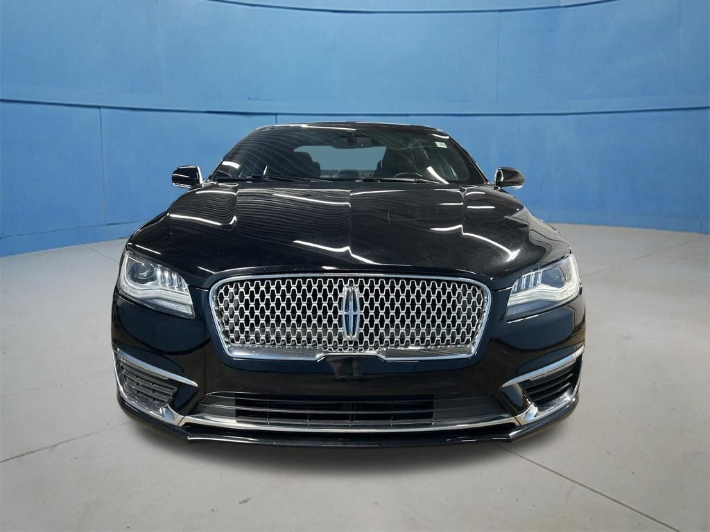 Used 2017 Lincoln MKZ Reserve image 4