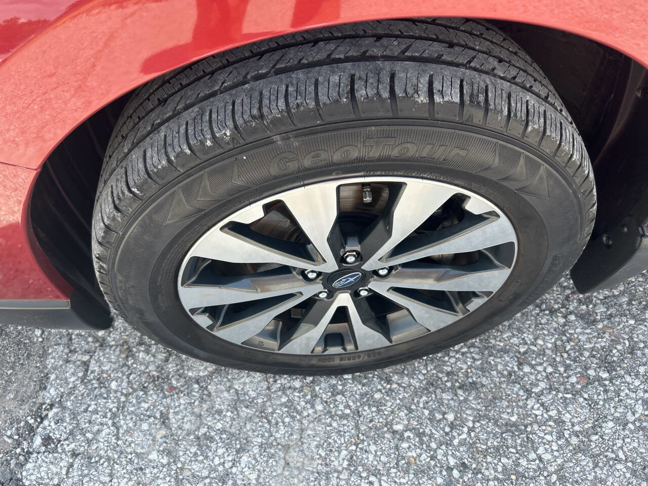 Used 2015 Subaru Outback 2.5i Limited image 9