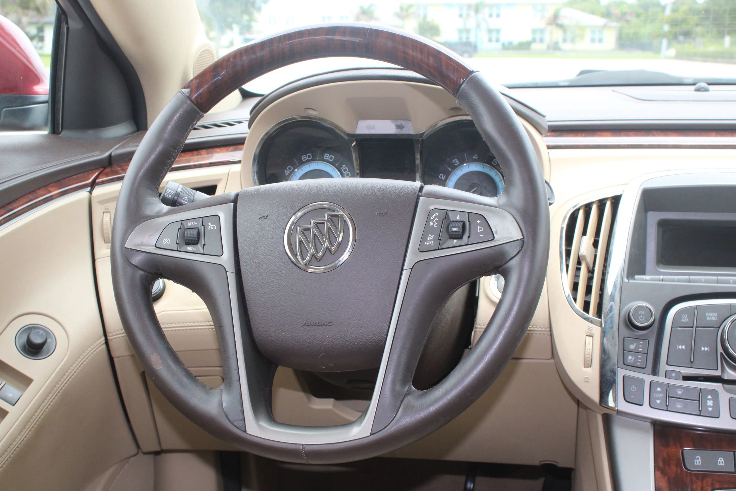 Used 2011 Buick LaCrosse CXS FWD image 12