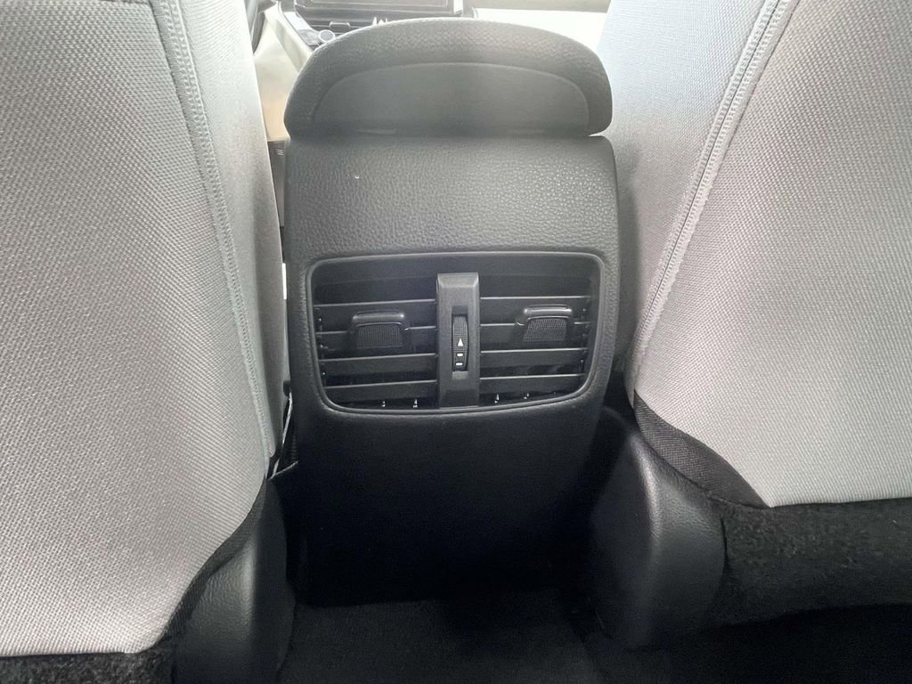 Used 2024 Toyota Corolla Cross L FWD image 13