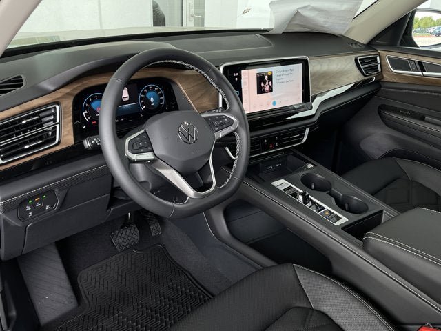 New 2026 Volkswagen Atlas SE image 11