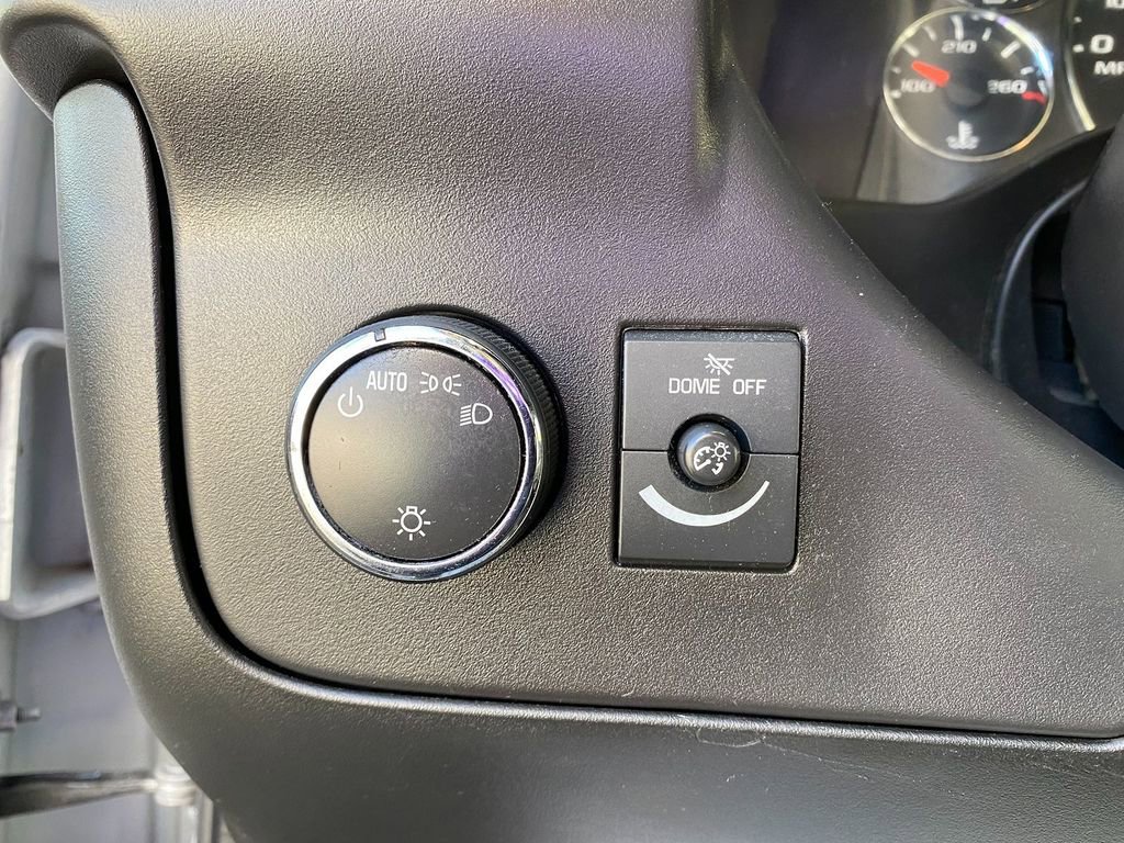 Used 2017 Chevrolet Express 3500 Work Van image 15