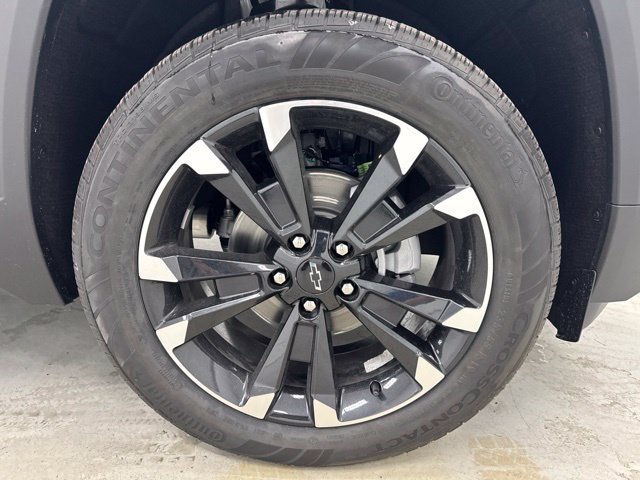 New 2027 Chevrolet Equinox RS w/ Safety and Technology Package FWD image 33